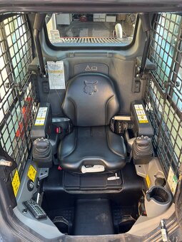 BOBCAT S530 - smykový nakladač - 10