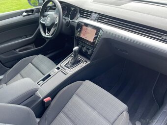 VOLKSWAGEN PASSAT 2,0 TDI 110 KW DSG NAVI DPH - 10