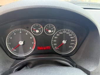 Ford C-Max 1.6 16V - 10