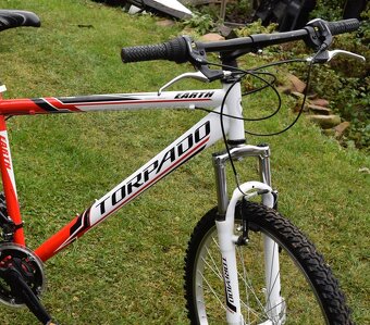Horské jízdní kolo, odpružená vidlice - 10