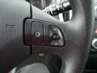 Kia Ceed 1.4 i , 77 kW benzín, 2011 - 10