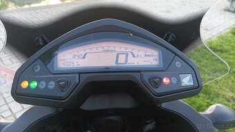 Honda VFR 800X Crossrunner - 10