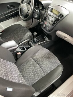 Kia Ceed 1.6 CRDi 85kw, 2007, ČR - 10
