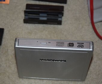 CPU PC kabely, chladiče, DVD mech., záslepky, spojmat, atd. - 10