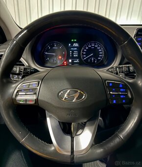 Hyundai i30 1.6 CRDi 100kw automat DCT - 10