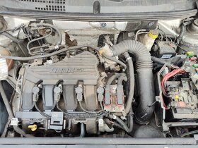 Náhradní díly FIAT STILO kombi (2003,1.6 benzín) - 10