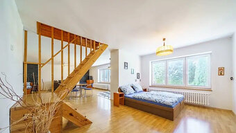 Prodám rodinný dům v Lokti - 10