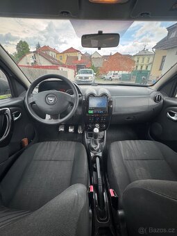 Dacia Duster 1.6 - 10