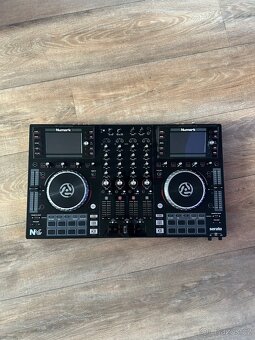 Numark NV - 10