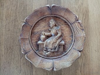 BRETAŇSKÉ PÁROVÉ DŘEVĚNÉ RUČNĚ VYŘEZANÉ TALÍŘE - 10