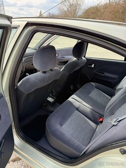 Renault Megane 1.4 16V 89 400km - 10
