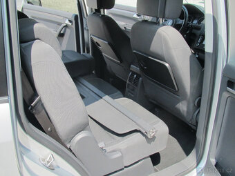 Volkswagen Touran 1.4 Fsi 7Míst - 10