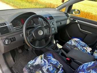 Volkswagen Touran 2.0 TDI - 10