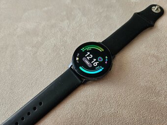 Chytré hodinky Samsung Galaxy Watch Active2 40mm černé - 10