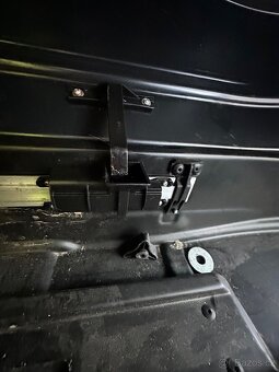 Střešní Box Hakr magic 400 - 10