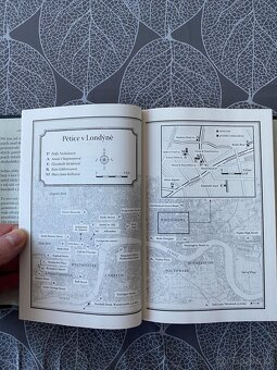 Nová kniha Pět životů: Neznámé příběhy obětí J. Rozparovače - 10