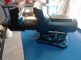 Svěrák York 100L - 10