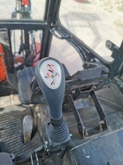 MONTÁŽ ČELNÍHO NAKLADAČE NA TRAKTORY ZETOR- - 10