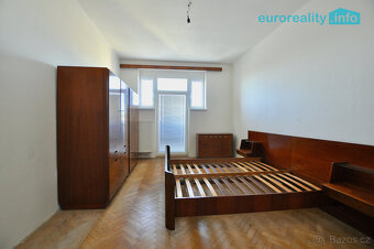 Pronájem, byt 2+kk/L, 60 m2, Praha 7, ul. Dělnická - 10