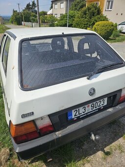 Pojízdný Škoda Favorit s technickou - 10