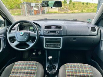 Škoda Fabia 1.4i 16V 63kw VÝHŘEV Senzory TEMPOMAT 98 000km - 10