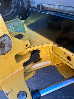 Cat 302.7D Minibagr 3T s naklápěcí hlavou - 10