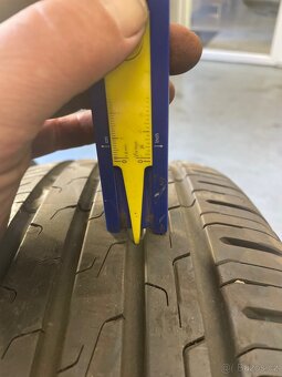 Letní pneu 205/55/17 - 10