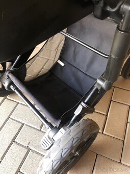 Kočárek + autosedačka - 10