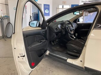 Lancia 1,4 tubo Platino 150 koní - 10