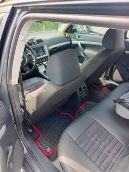 Škoda octavia 1.6 TDI 77 kw 2012 rok - 10