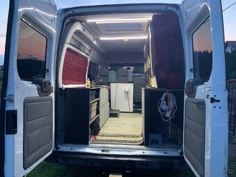 Ford Transit obytná dodávka - 10