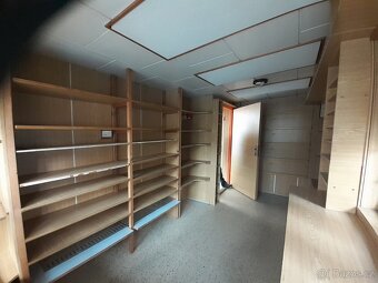 Zahradní domek 5 × 3 m – zateplený, s elektroinstalací - 10