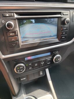 Toyota Auris 1,4 D-4D Touring Sports - 10