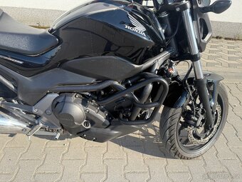 Prodám Honda NC750S, automat TOP stav - 10