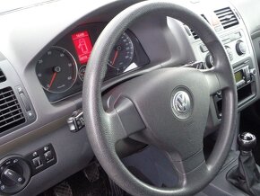 Volkswagen Touran 1,9Tdi BlueMotion,serviska,tažné - 10