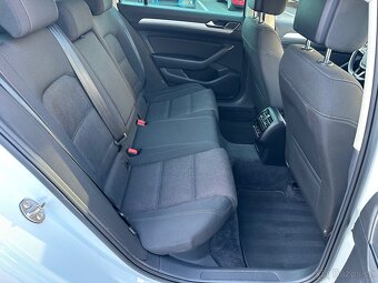 Volkswagen Passat B8 2018 2.0 TDI 140 kW DSG ComfortLine 4x4 - 10