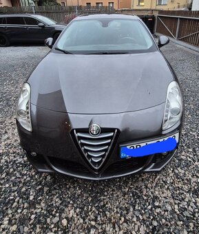 Alfa romeo Giulietta 1,6 JTDM,2010,klima,sada pneu - 10
