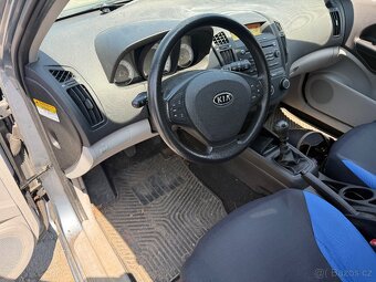 Kia ceed 1.4i - 10