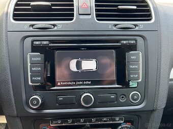 Volkswagen Golf, 1.2 TSI 77 KW 6-rychlostí - 10