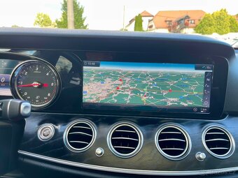 Mercedes-Benz E220d combi - 10