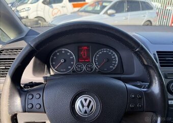 Volkswagen Touran 1,4 TSI 103kW TAŽNÉ, 7MÍST benzín manuál - 10