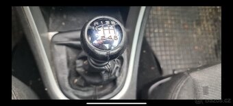 Peugeot 307 Combi 2,0 HDi 100 Kw,6 rychl.09/2004. - 10