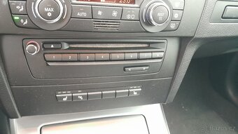 Bmw 3 E93 cabrio 210 KW top stav - 10