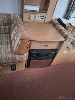 Anglický karavan AMARA Coachman 580/4 - 10