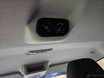 Ford Tourneo Custom 2,2tdci 114kw 9.míst long model 2015 - 10