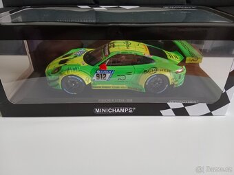 Porsche 911 GT3 - 10