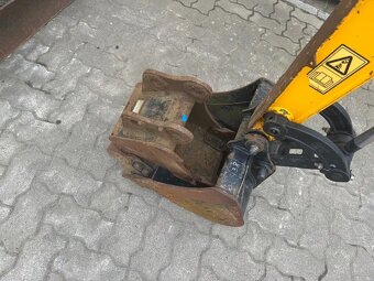 Pásový bagr JCB 16C-1 - 10