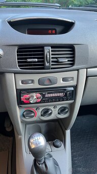 Renault Thalia, 1.2 55kW 5 st. manuál + 2 sada zimních kol - 10