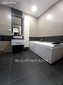 Pronájem bytu 3+kk 83 m² Na Spravedlnosti, Pardubice - 10