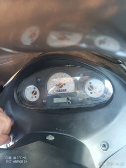 Prodám skůtr YAMASAKI 125 ccm. - 10